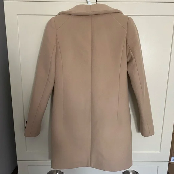 SOLD Aritzia Wilfred Cocoon Coat - Picture 2 of 7